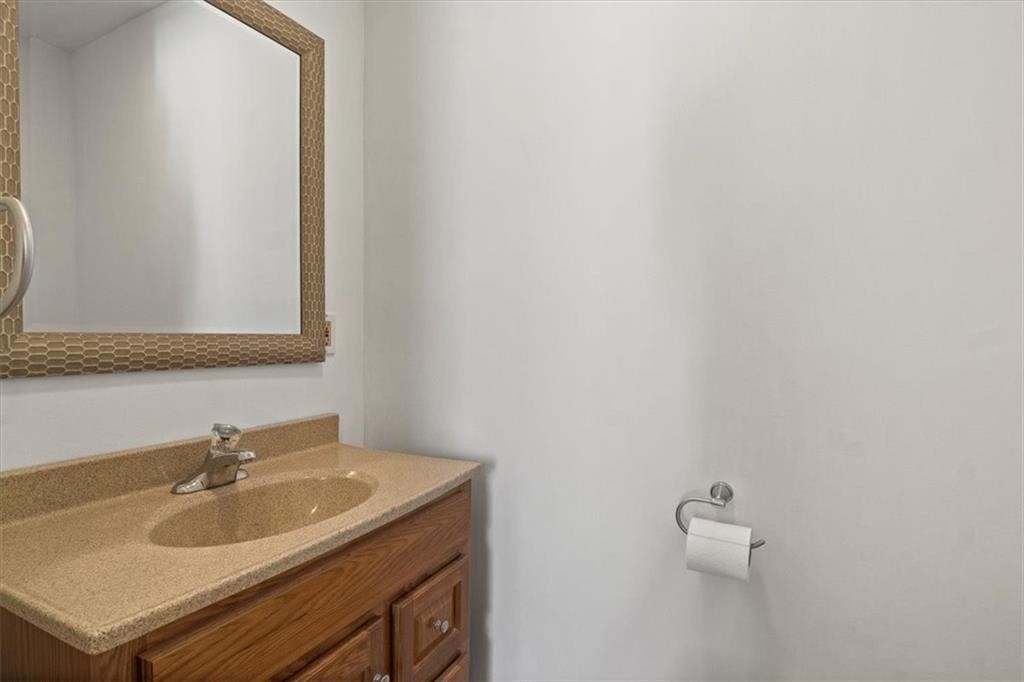 45 Marsden Road Rochester, NY 14609 - Photo 13 of 30