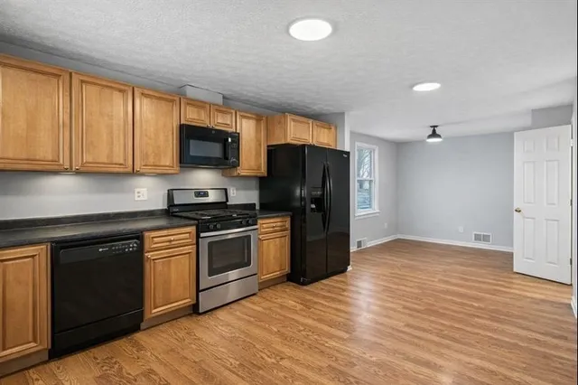 $2,600 | 45 Marsden Road, Rochester, NY 14609