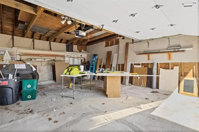 $2,600 | 45 Marsden Road, Rochester, NY 14609