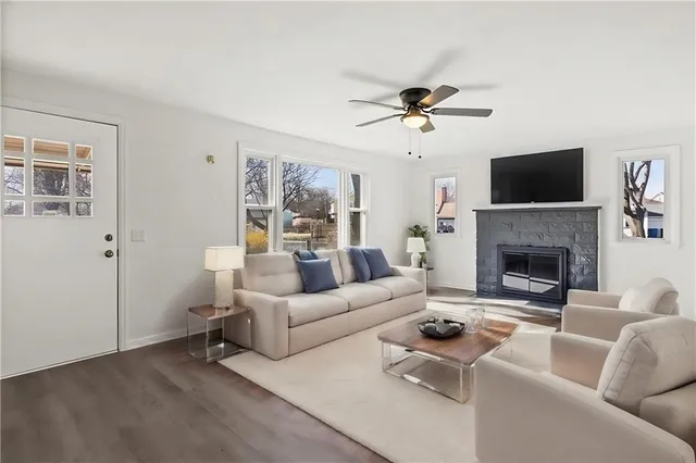 $2,600 | 45 Marsden Road, Rochester, NY 14609