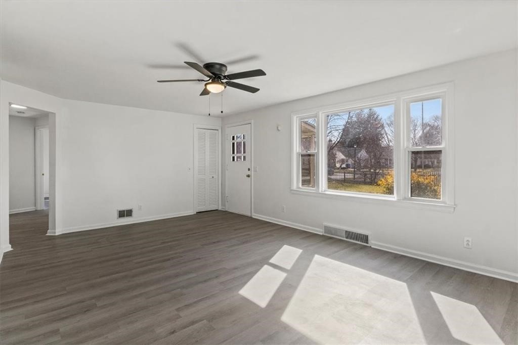 45 Marsden Road Rochester, NY 14609 - Photo 6 of 30