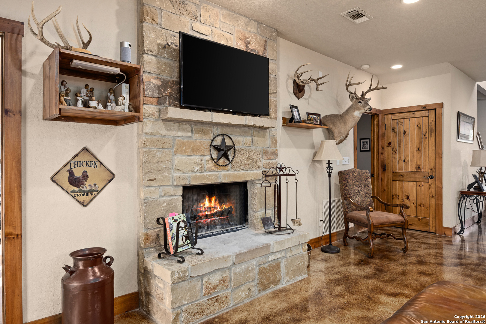 488 Phillip Drive Pipe Creek, TX 78063 - Photo 13 of 50