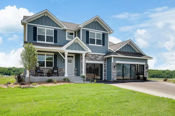 $742,165 | 4901 Blake Way, St. Paul, MN 55129