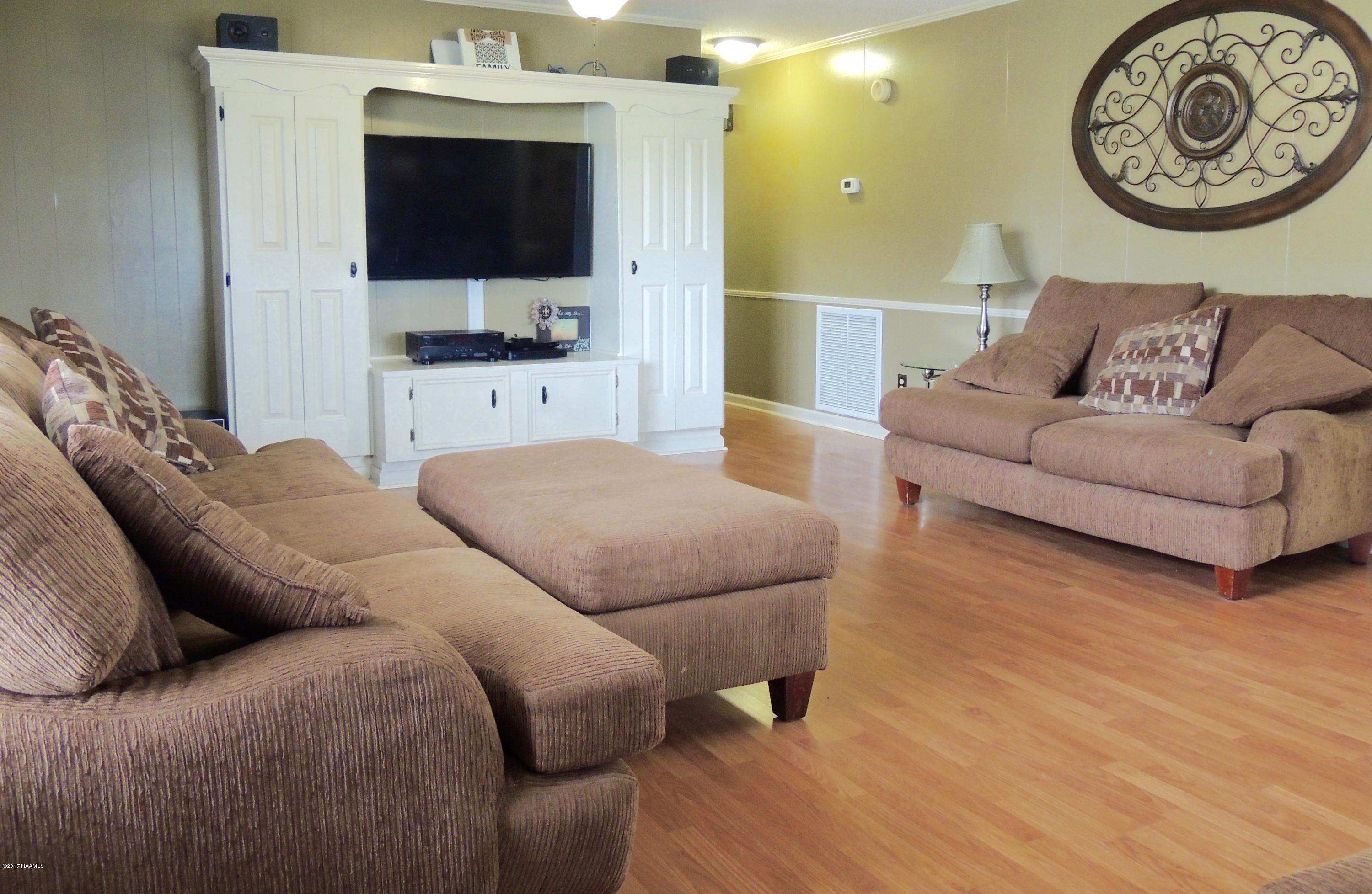 228 East Musique Road Carencro, LA 70520 - Photo 14 of 25 DSCN3454