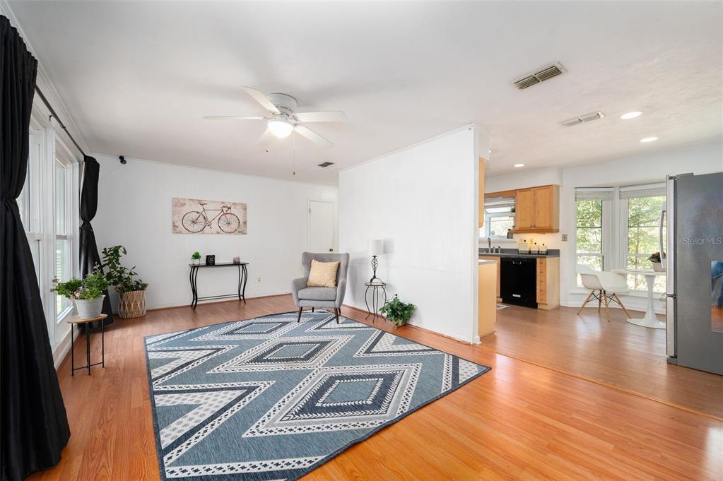 7220 Southwest 75th Street Gainesville, FL 32608 - Photo 3 of 24