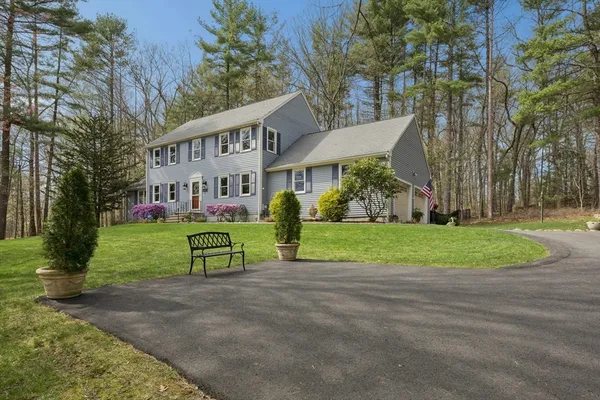$724,900 | 151 Hickory Lane, Northbridge, MA 01588