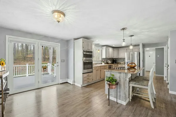 $724,900 | 151 Hickory Lane, Northbridge, MA 01588