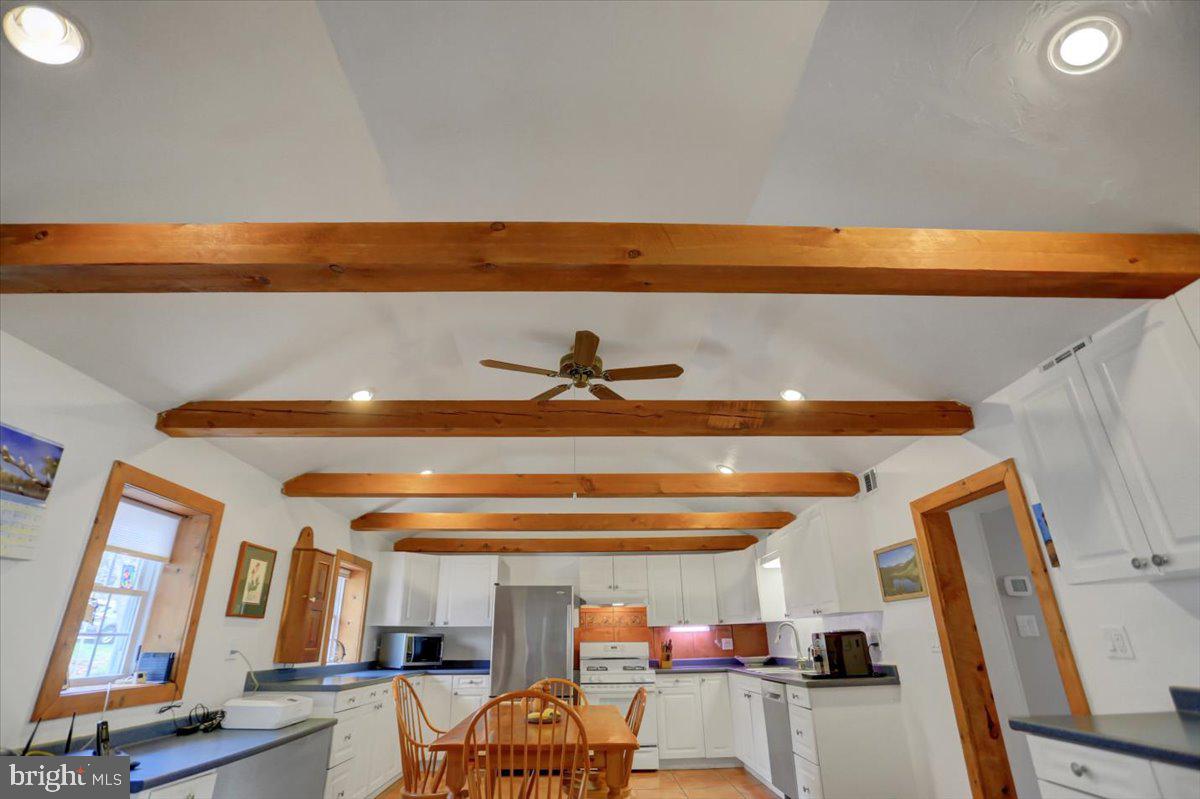 110 Woodview Road Biglerville, PA 17307 - Photo 6 of 55 Gallery Image 6