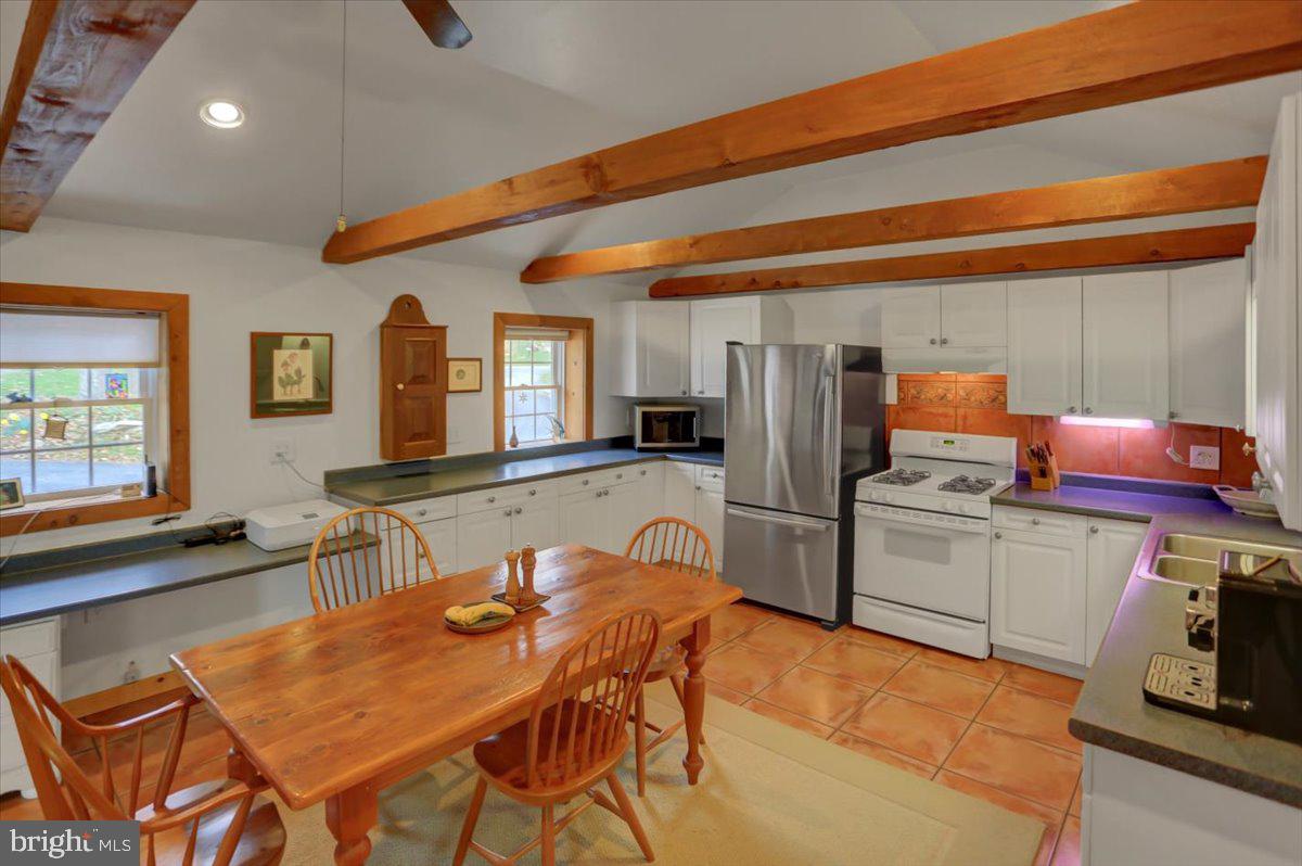 110 Woodview Road Biglerville, PA 17307 - Photo 8 of 55 Gallery Image 8