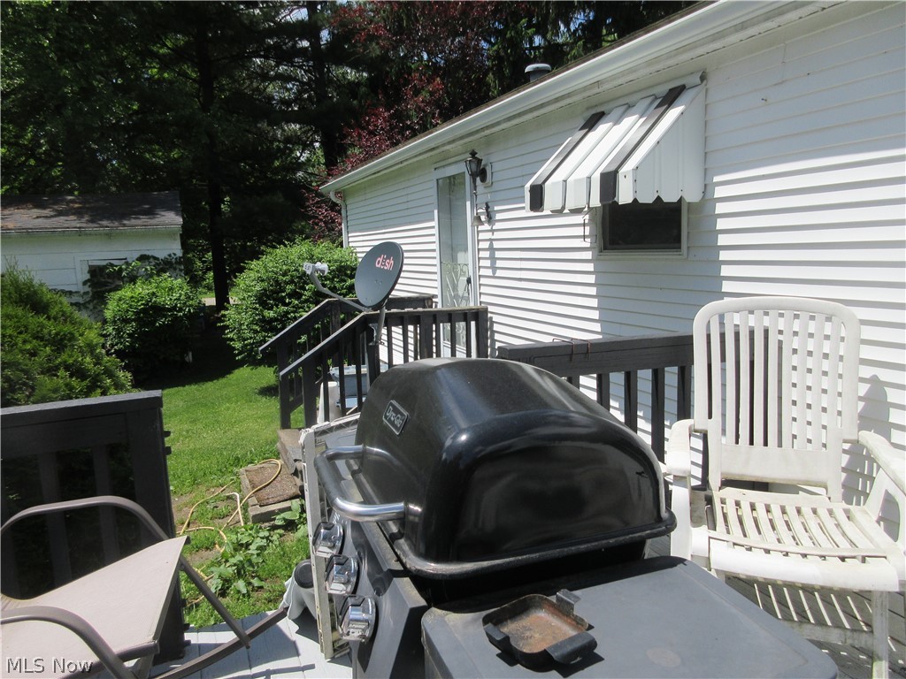 6796 Pymatuning Lake Road Andover, OH 44003 - Photo 3 of 15 deck