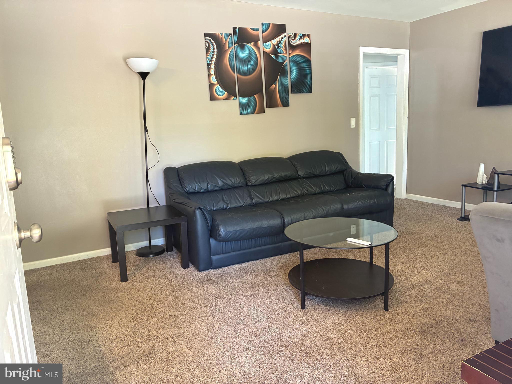 5112 Hollywood Road College Park, MD 20740 - Photo 6 of 28 Main Living Area 2