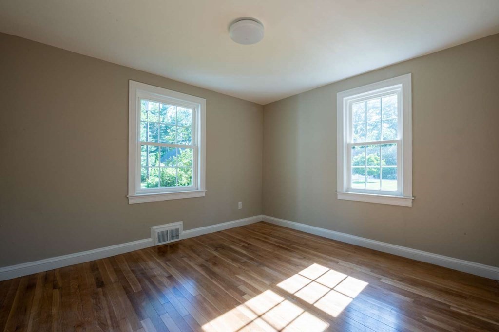 22 Spring Street Sudbury, MA 01776 - Photo 7 of 19 Gallery Image 7