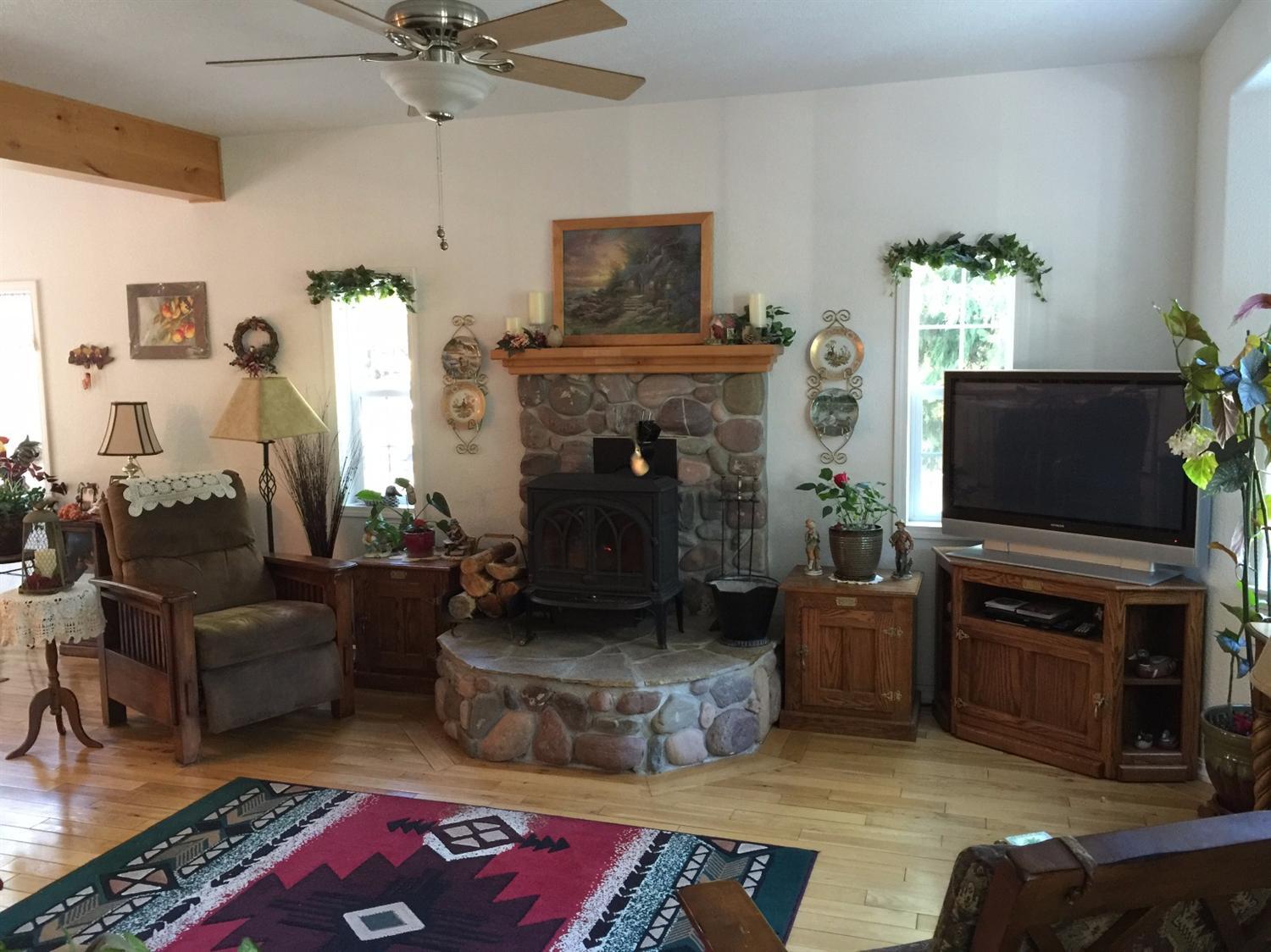 1072 Three Pines Road Grants Pass, OR 97526 - Photo 23 of 35 Additional Photo