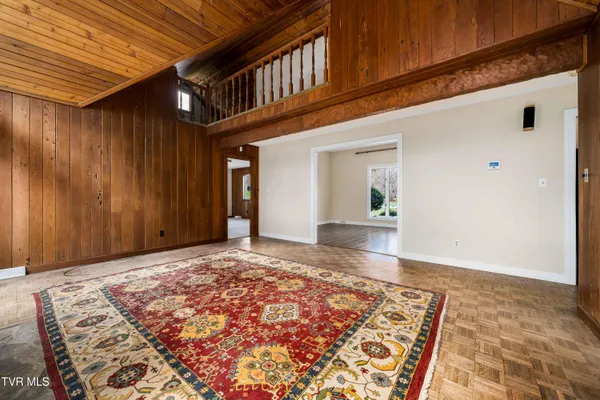 $650,000 | 746 Quail Hollow Drive, Elizabethton, TN 37643