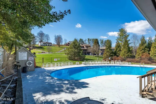 $650,000 | 746 Quail Hollow Drive, Elizabethton, TN 37643
