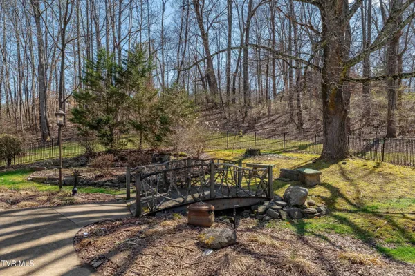 $650,000 | 746 Quail Hollow Drive, Elizabethton, TN 37643