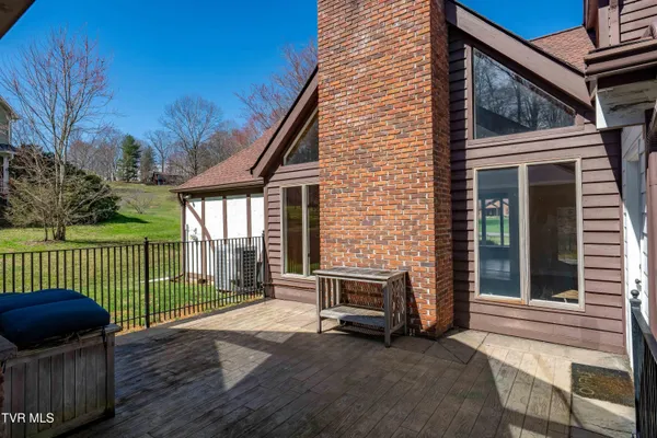 $650,000 | 746 Quail Hollow Drive, Elizabethton, TN 37643