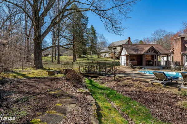 $650,000 | 746 Quail Hollow Drive, Elizabethton, TN 37643