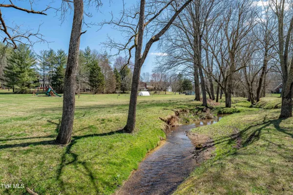 $650,000 | 746 Quail Hollow Drive, Elizabethton, TN 37643