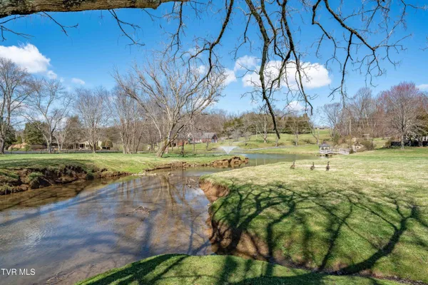 $650,000 | 746 Quail Hollow Drive, Elizabethton, TN 37643