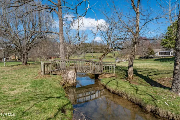 $650,000 | 746 Quail Hollow Drive, Elizabethton, TN 37643