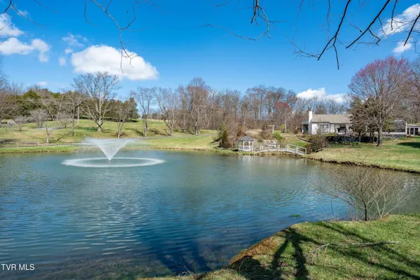 $650,000 | 746 Quail Hollow Drive, Elizabethton, TN 37643