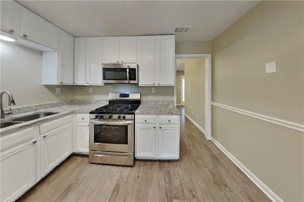 $2,000 | 4200 Irish Highland Drive, Powder Springs, GA 30127