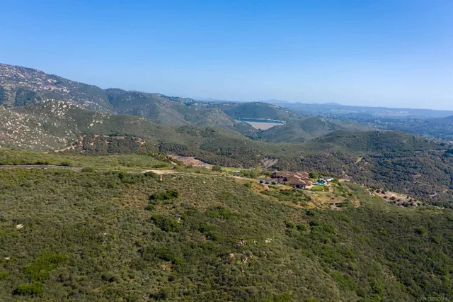 $875,000 | 18035 Sunset Point, Poway, CA 92064