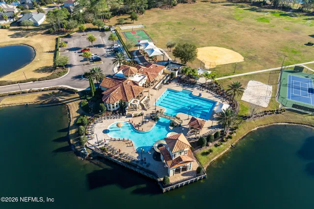 a view of a tennis court