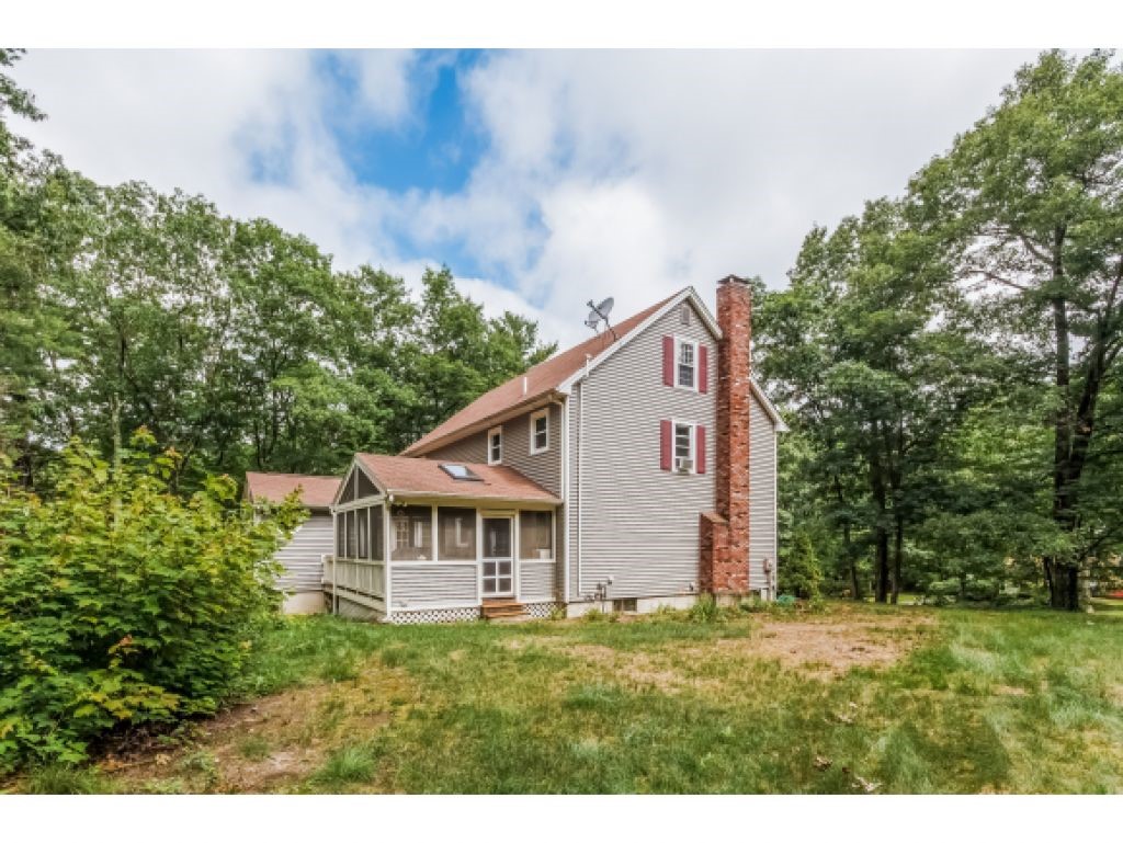 31 Lawson Farm Road Londonderry, NH 03053 - Photo 32 of 36
