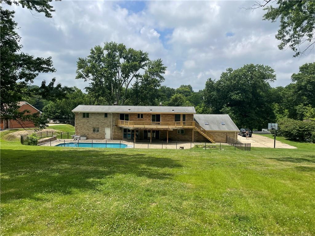 1443 Stoltz Road Bethel Park, PA 15102 - Photo 9 of 48