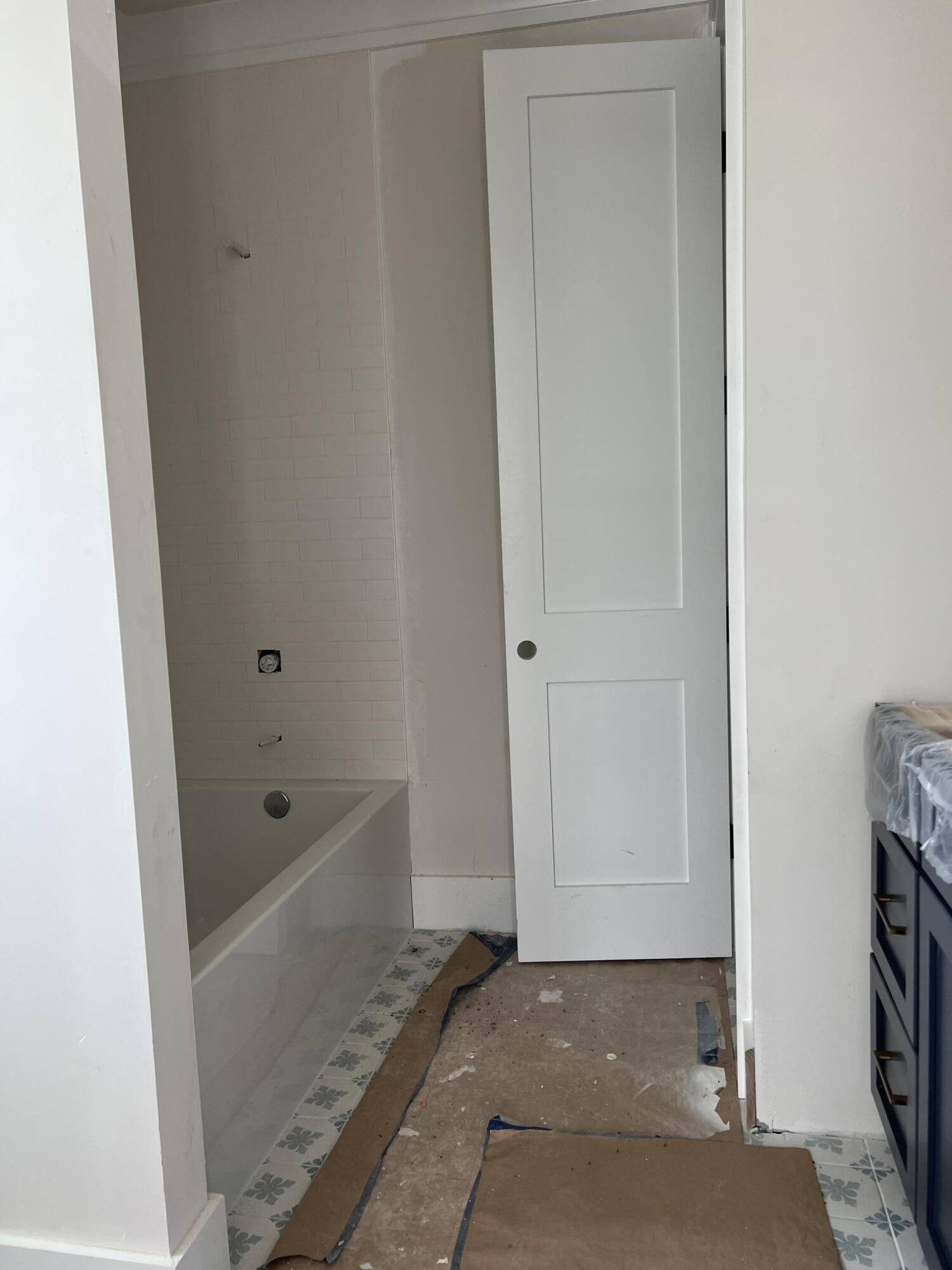 40 Sand Flea Dr Inlet Beach Inlet Beach, FL 32461 - Photo 28 of 37 a bathroom with a tub and shower