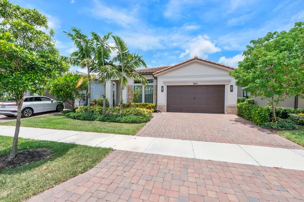 $997,780 | 7885 Ironwood Way, Parkland, FL 33067