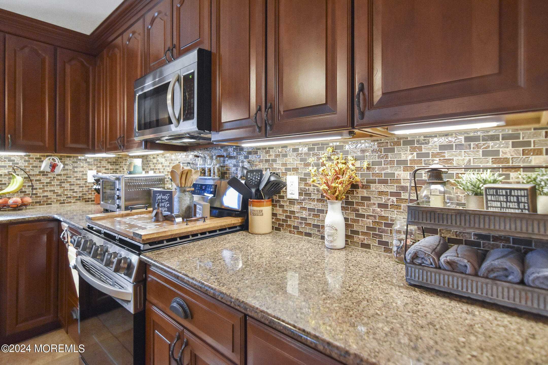 122 Moses Milch Drive Howell, NJ 07731 - Photo 17 of 45 7dde2993-4a7a-49f5-b12d-eed5c6461637-1_a