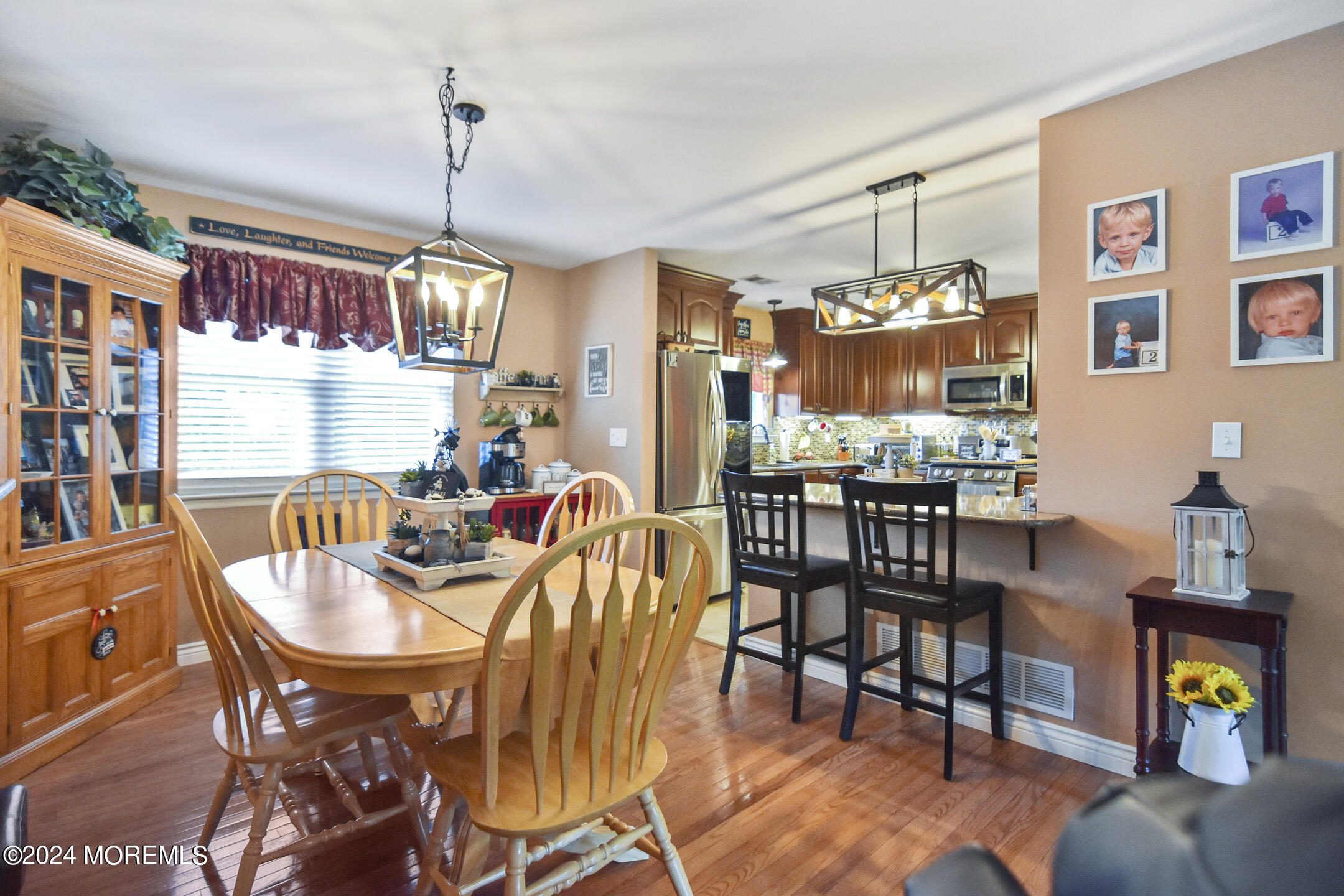 122 Moses Milch Drive Howell, NJ 07731 - Photo 10 of 45 7dde2993-4a7a-49f5-b12d-eed5c6461637-1_a