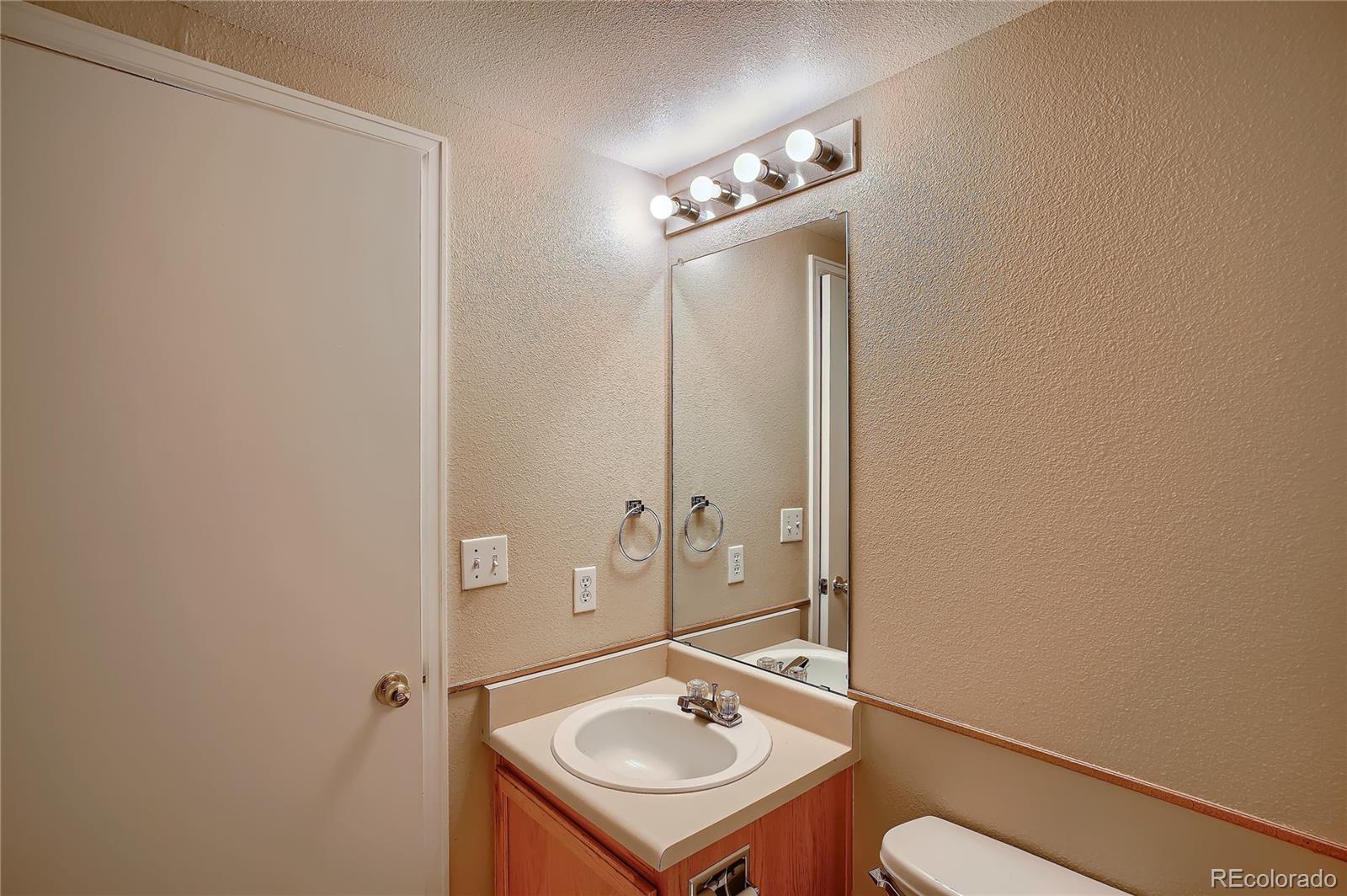 9935 Apollo Bay Way Highlands Ranch, CO 80130 - Photo 13 of 33 Gallery Image 13
