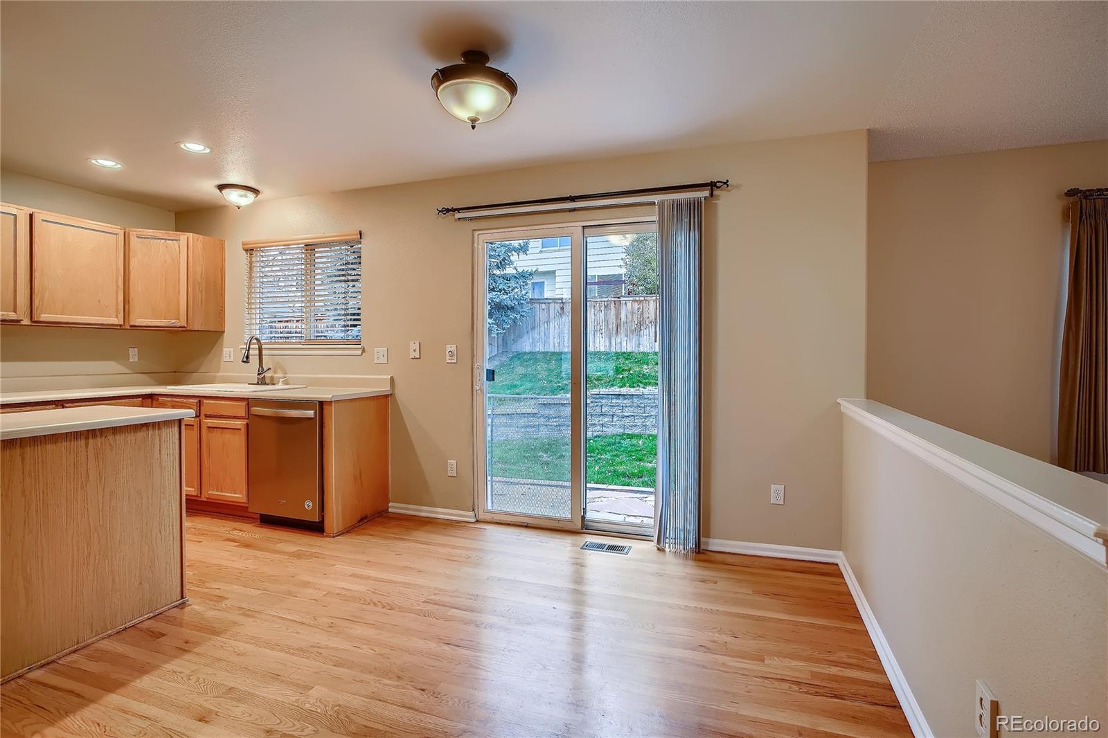 9935 Apollo Bay Way Highlands Ranch, CO 80130 - Photo 10 of 33 Gallery Image 10