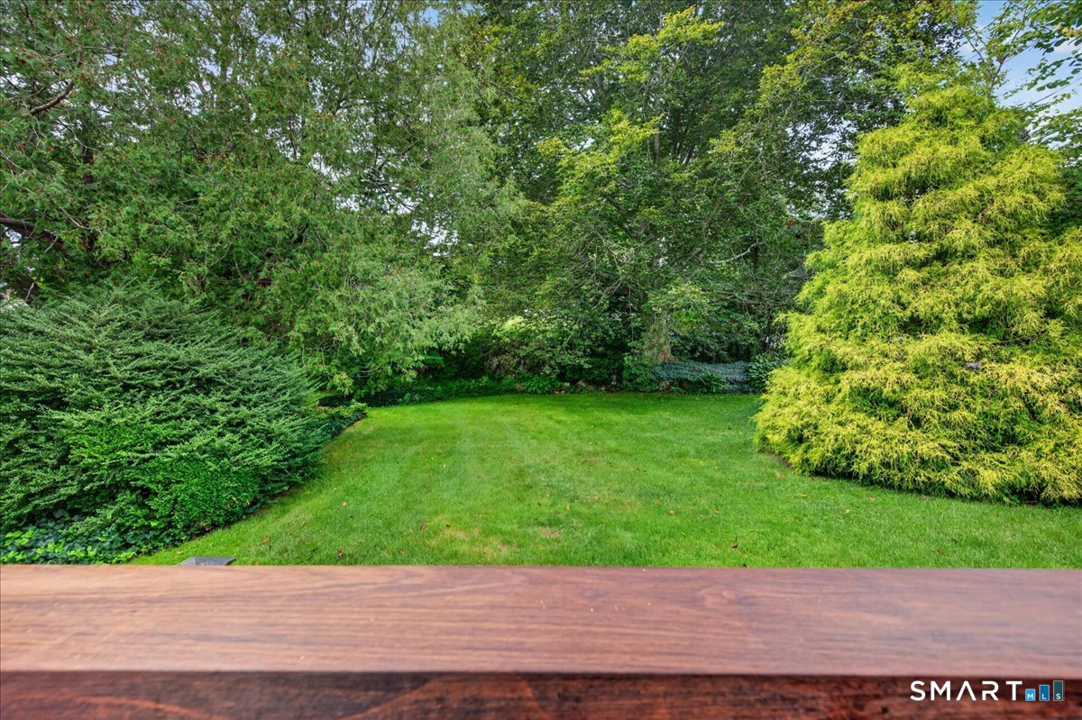 147 High Street Groton, CT 06355 - Photo 11 of 40 Gallery Image 11