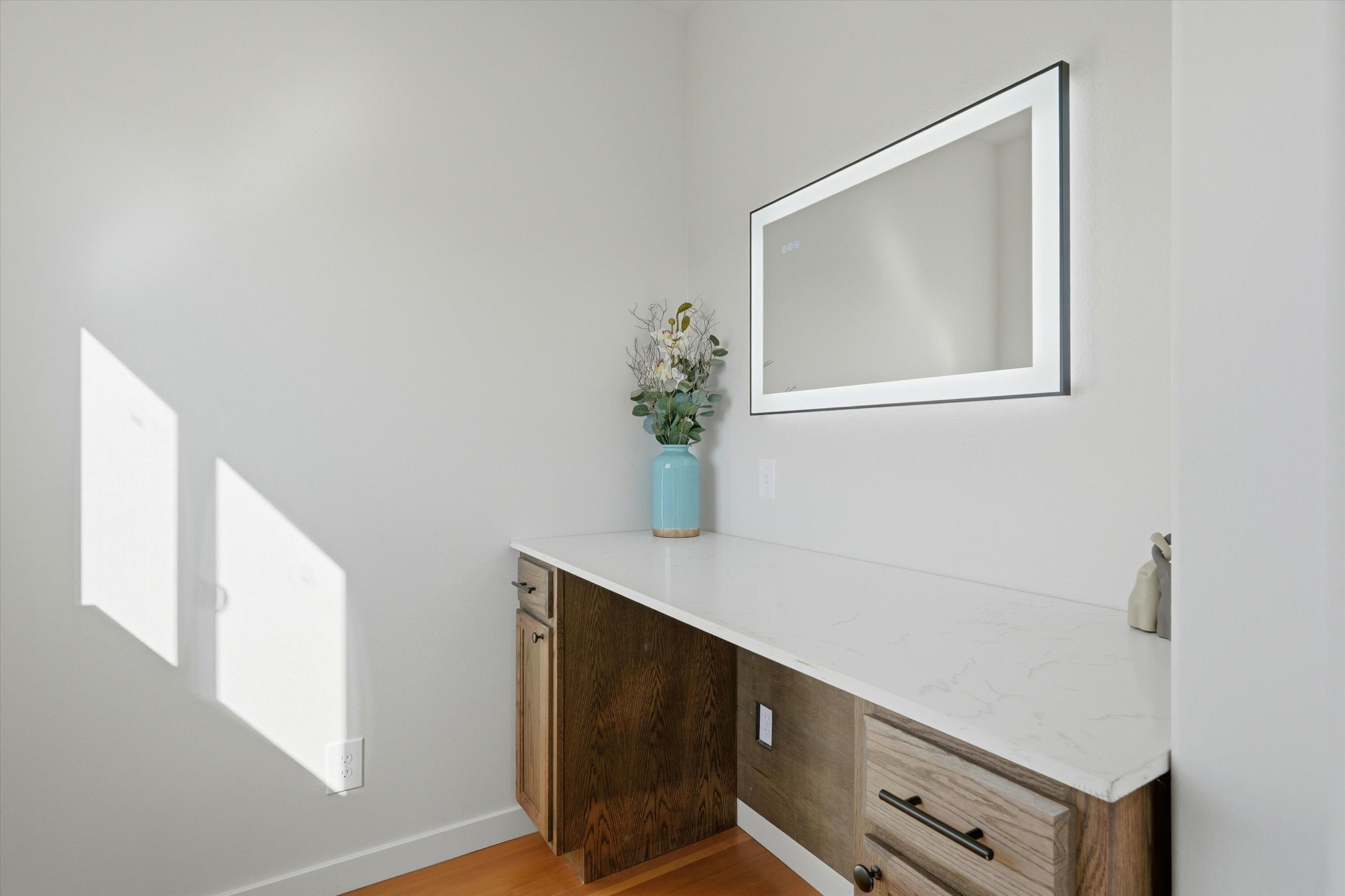 8905 Northwest Elizabeth Way Prineville, OR 97754 - Photo 32 of 45 Vanity in Primary Bedroom