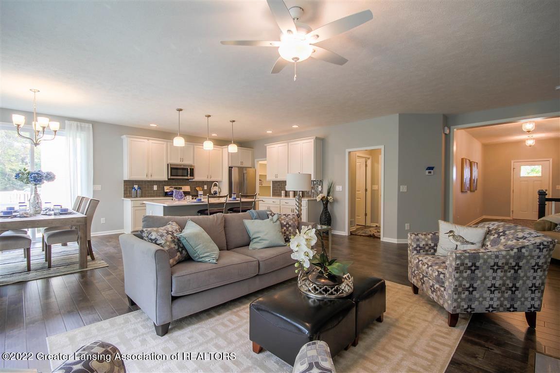 3300 McCain Road Jackson, MI 49203 - Photo 4 of 9 newport8