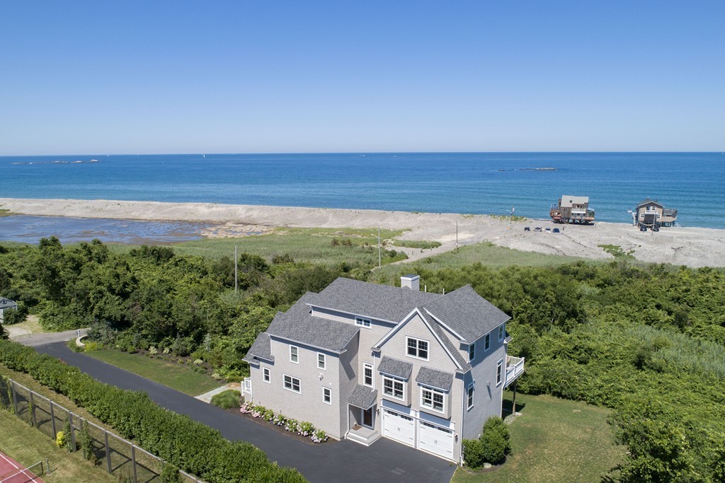 124 Mann Hill Road Scituate, MA 02066 - Photo 3 of 26