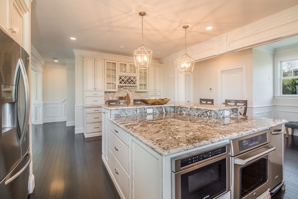 124 Mann Hill Road Scituate, MA 02066 - Photo 8 of 26