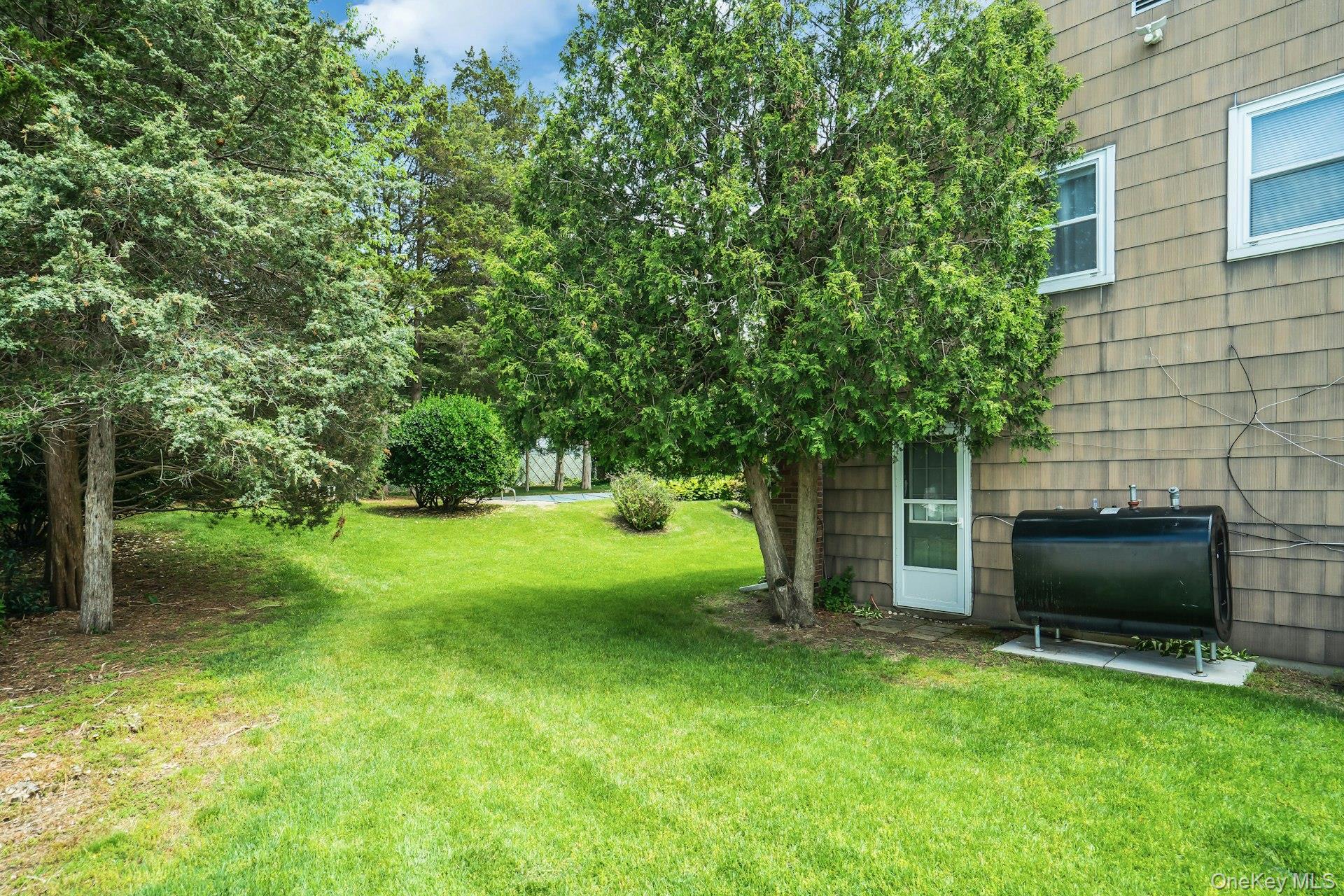 111 Daly Road East Northport, NY 11731 - Photo 28 of 38