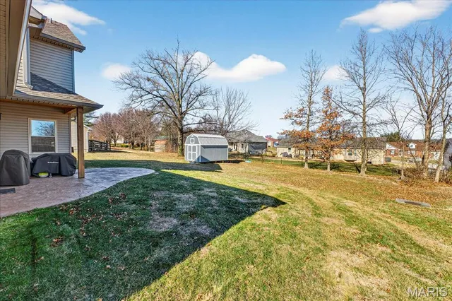 $379,000 | 1985 Heritage Farms Drive, Pacific, MO 63069