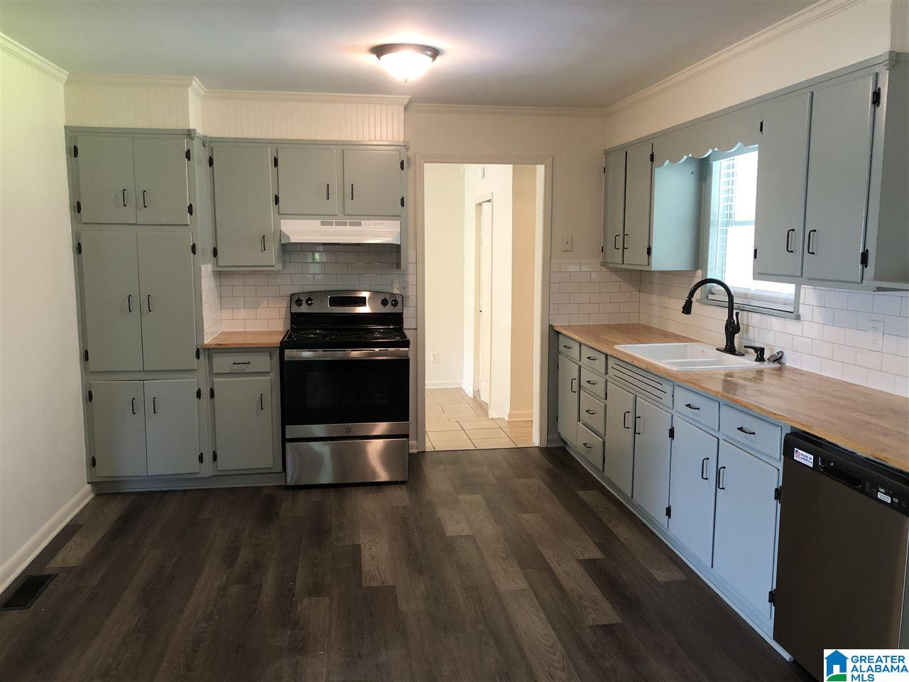 129 6th Street Southwest Alabaster, AL 35007 - Photo 12 of 28