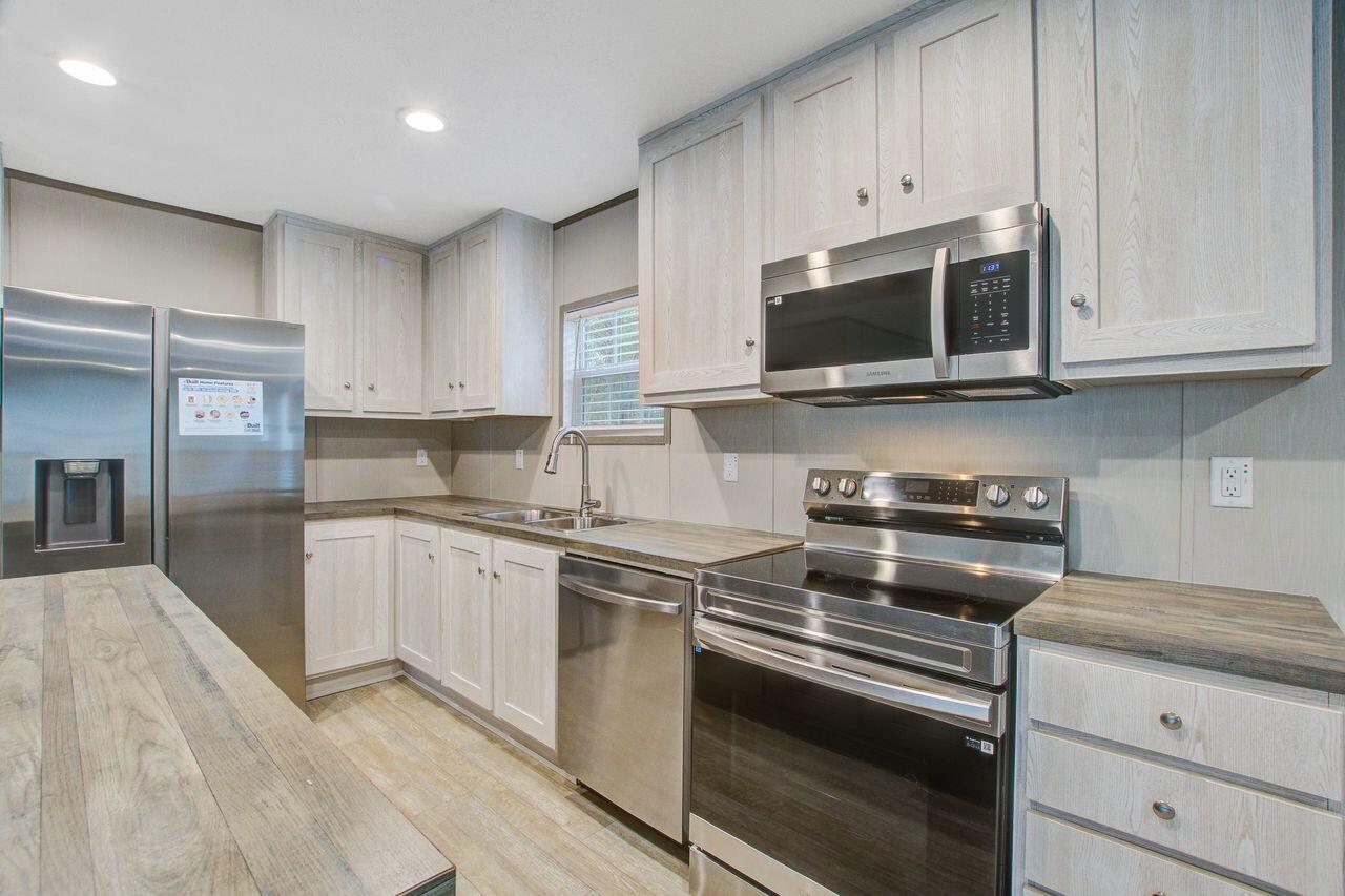 764 Campground Road Walterboro, SC 29488 - Photo 4 of 33 764_(11)