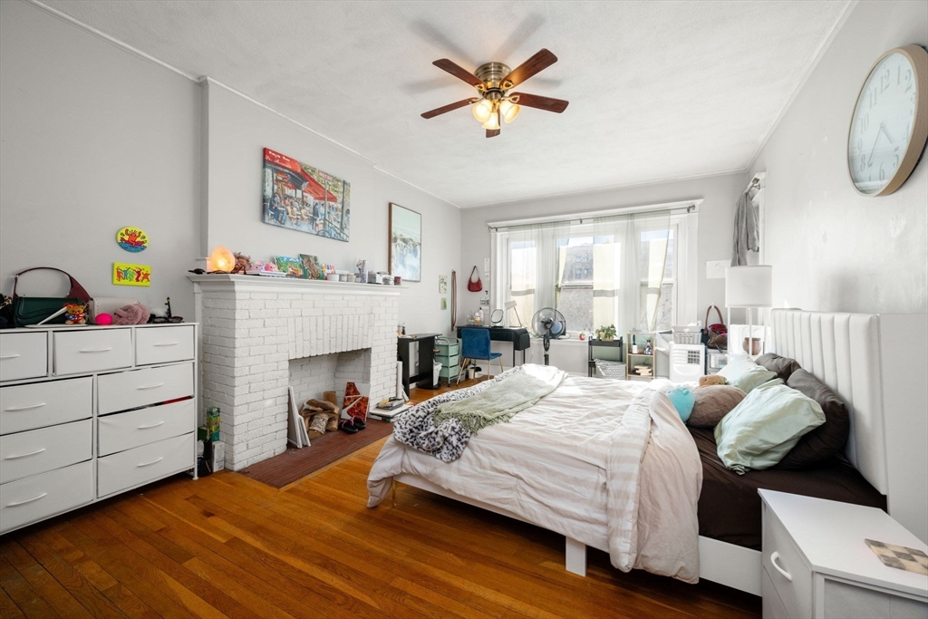 1263 Commonwealth Avenue, Unit 4 Boston, MA 02134 - Photo 5 of 17
