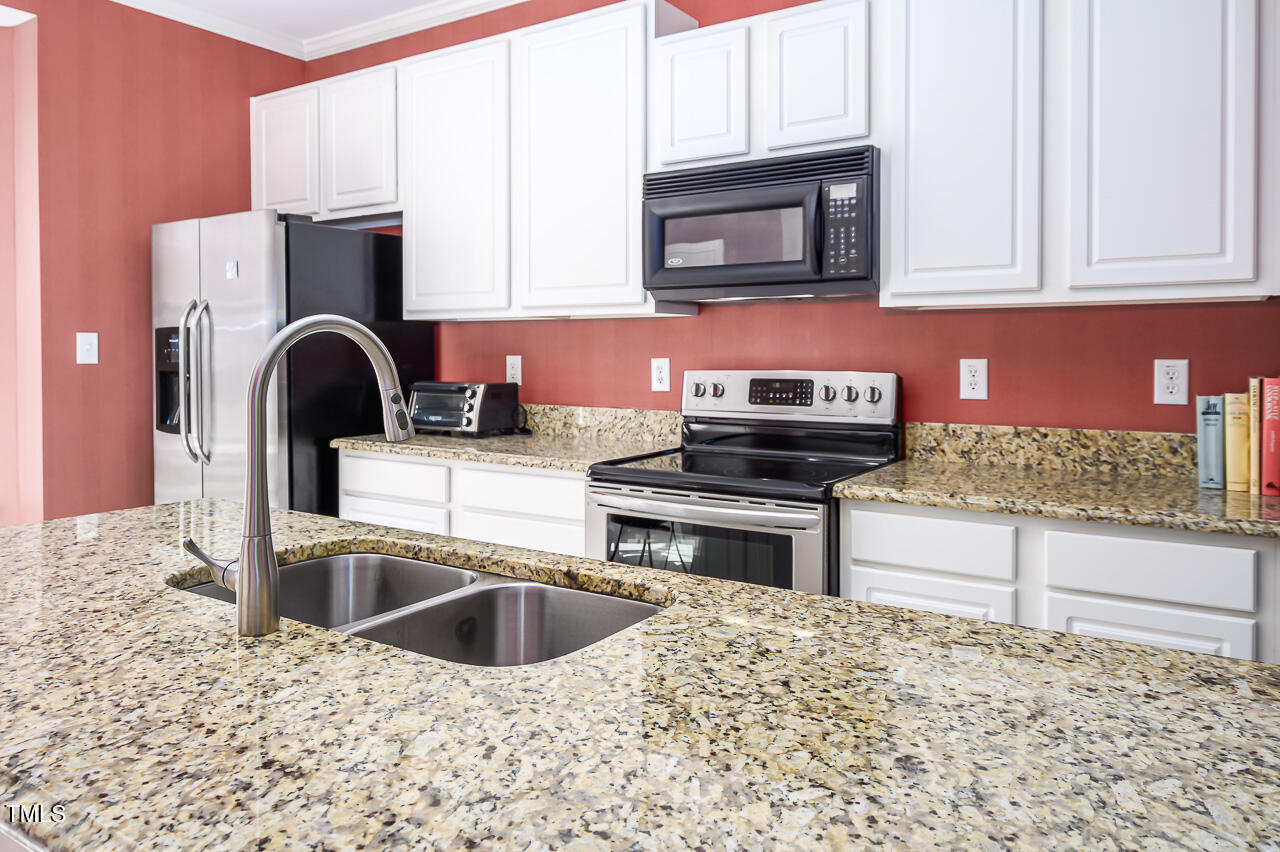 8466 Central Drive Raleigh, NC 27613 - Photo 5 of 26 8466 Central Dr edit-3