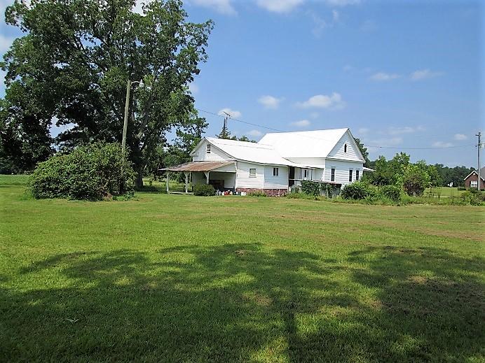 2407 4 Holes Road Orangeburg, SC 29115 - Photo 18 of 27 Side of Home & Yard
