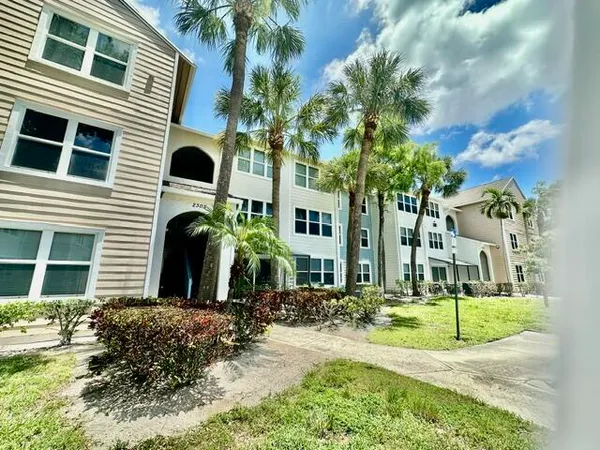 $3,000 | 2305 North Congress Avenue, Unit 11, Boynton Beach, FL 33426